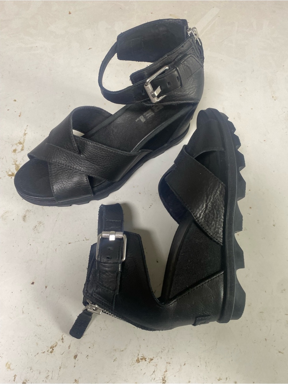 SOREL Women’s Black Leather Strappy Wedge Sandals Ankle Strap Zip US 9